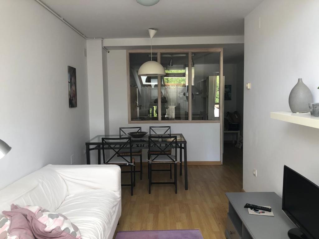 El Nial De L'Andolina Apartman Onís Kültér fotó