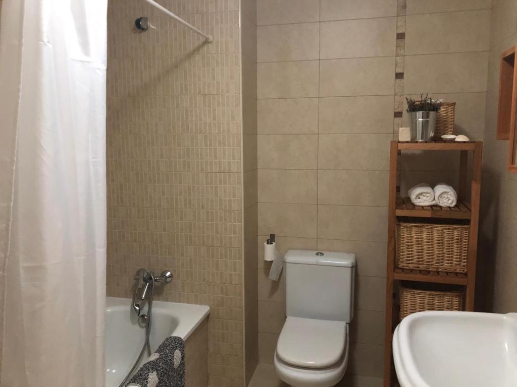 El Nial De L'Andolina Apartman Onís Kültér fotó